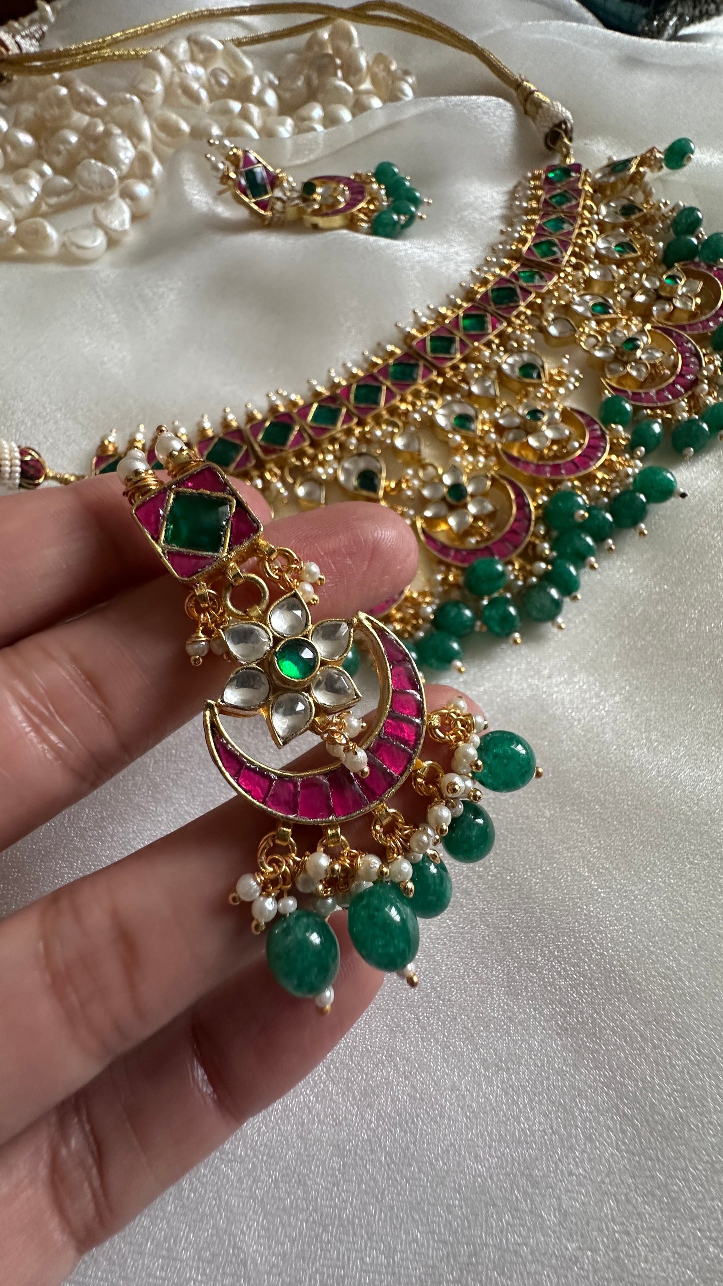 pachi kundan choker perfect for bride