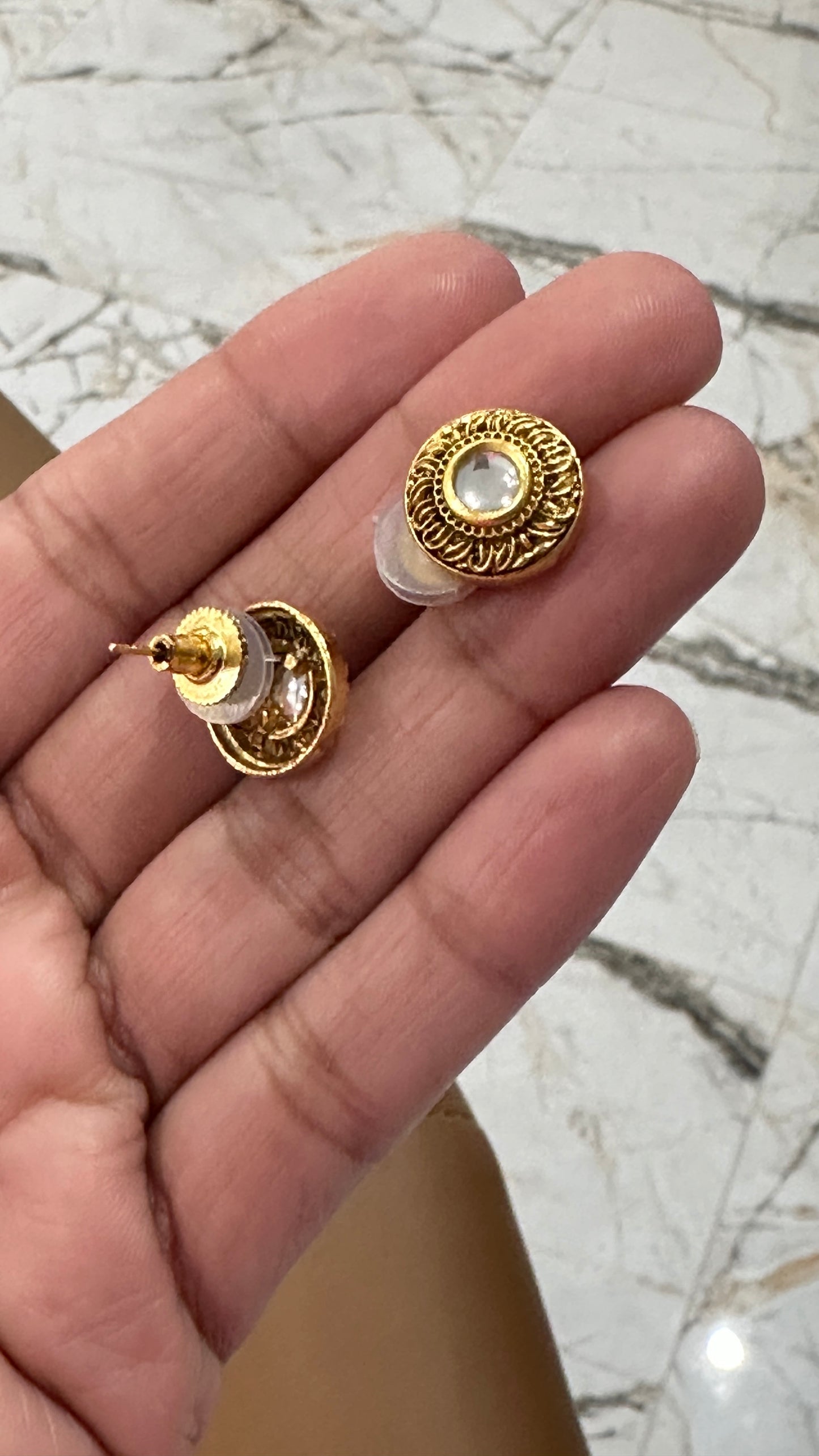 Uncut kundan studs