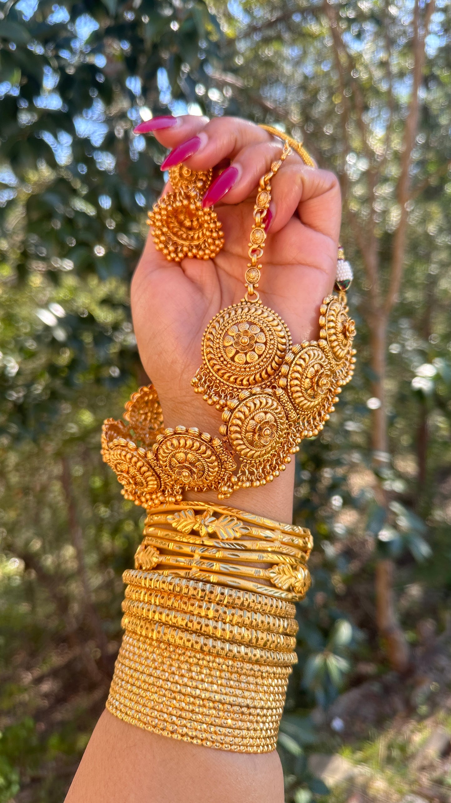 Antique gold look choker set Sandookh collection