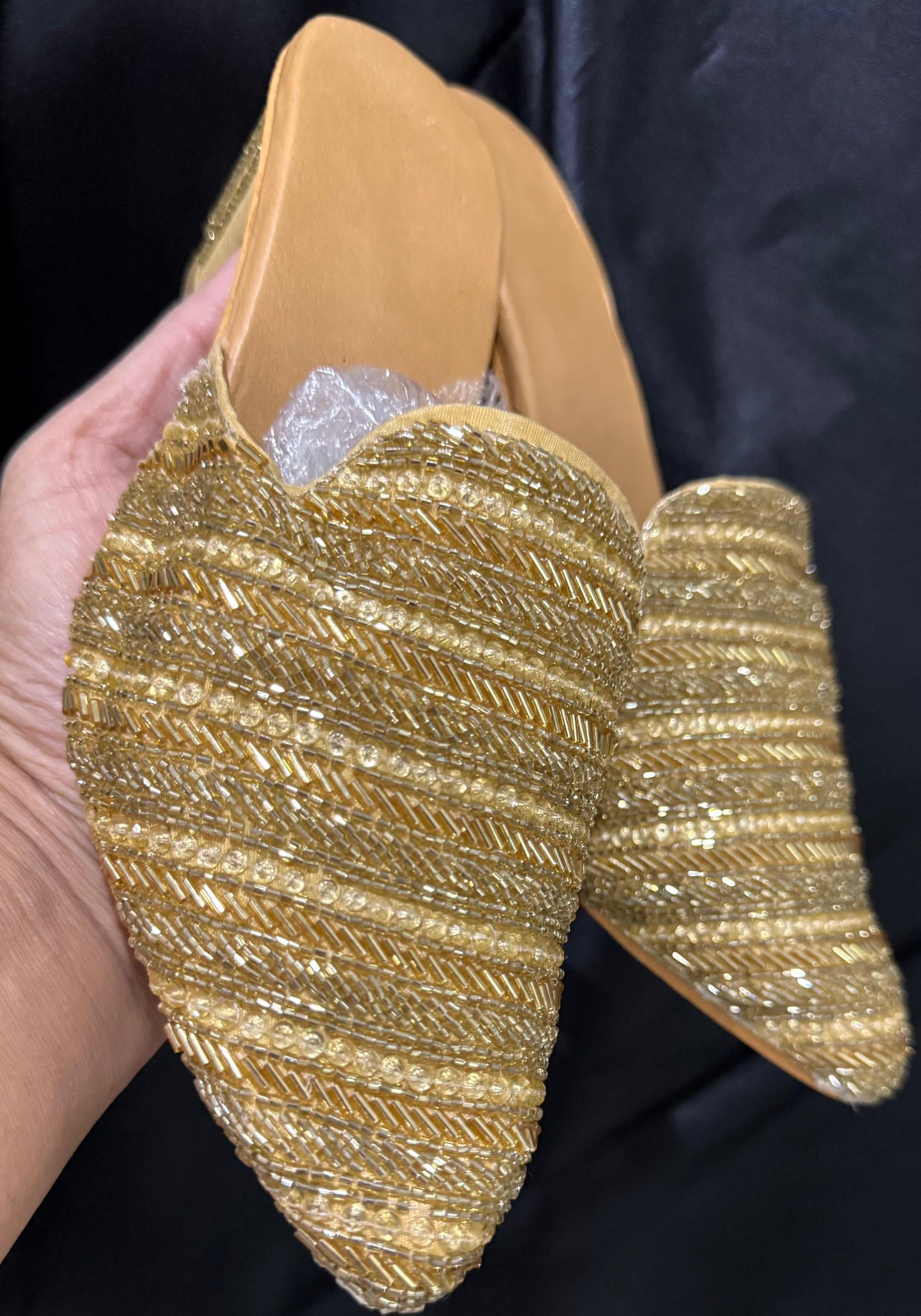 Golden heel jutti Women