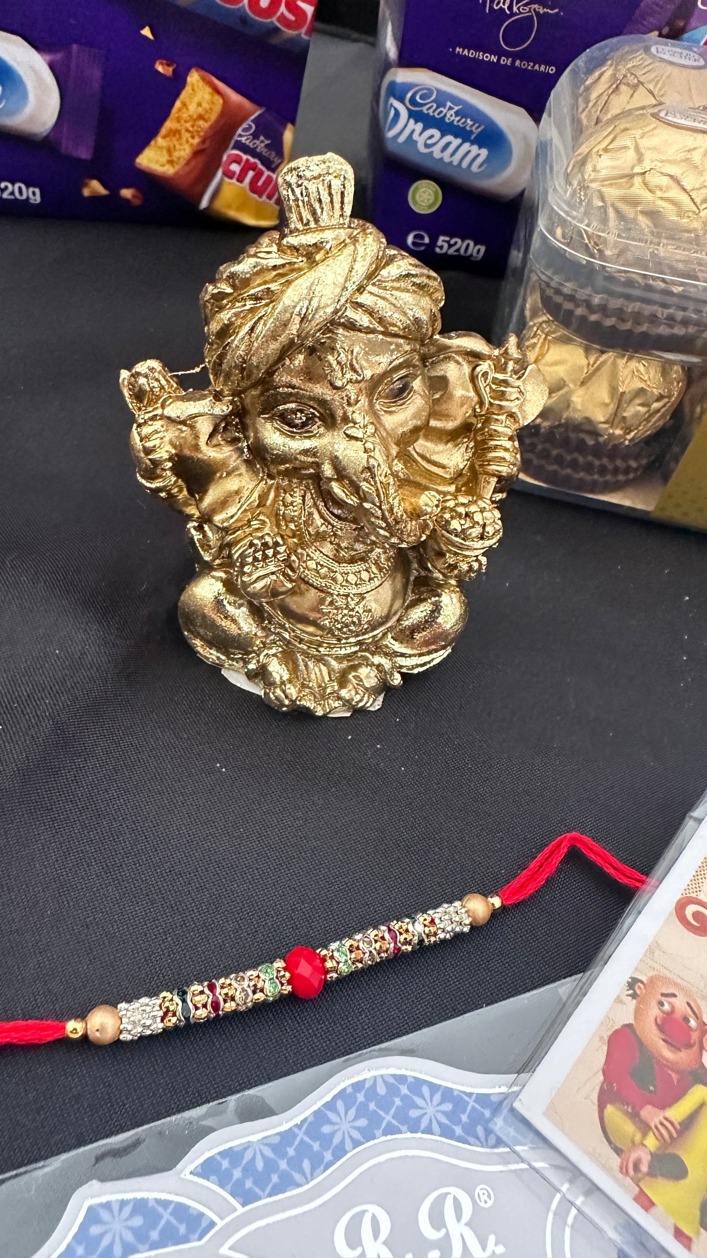 Ganesha statue for rakhi gift