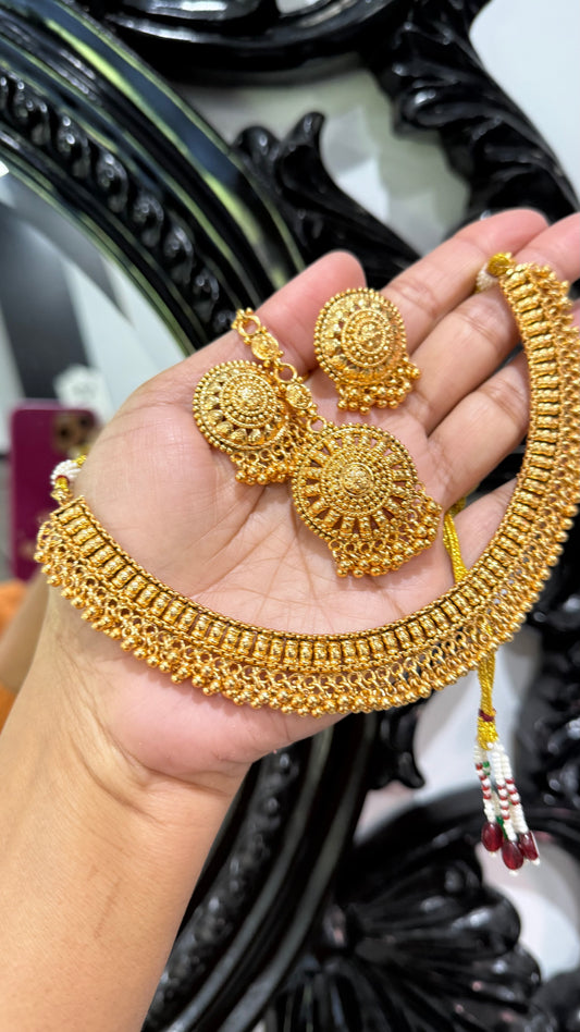 Gold Plated Indian Choker Set with studs and tikka 