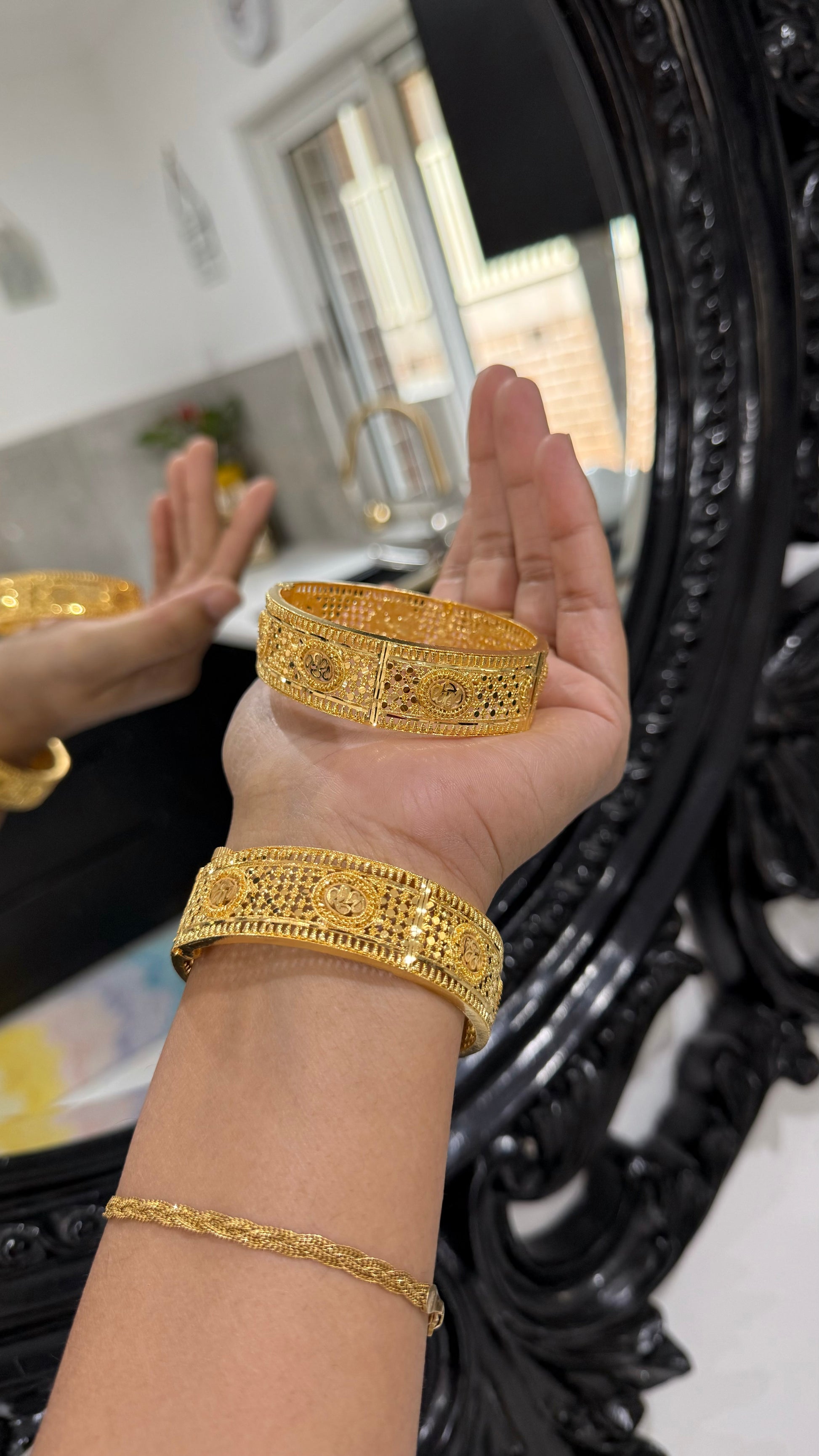 Gold Plated Kangan Indian Bangle Set Perfect for Festive Wear