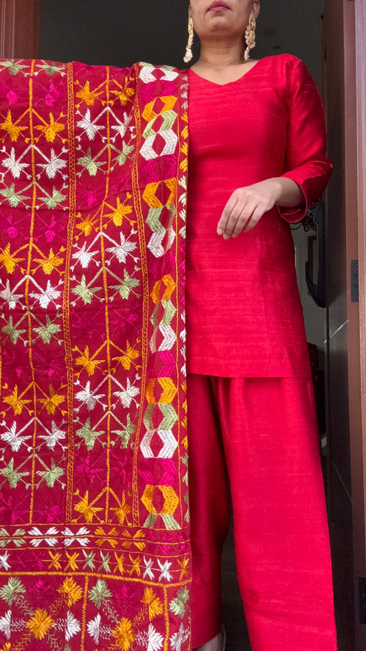 Khaddar Baag Phulkari Hand Embroidered Punjabi Shawl – Heritage Virsa – Australia
