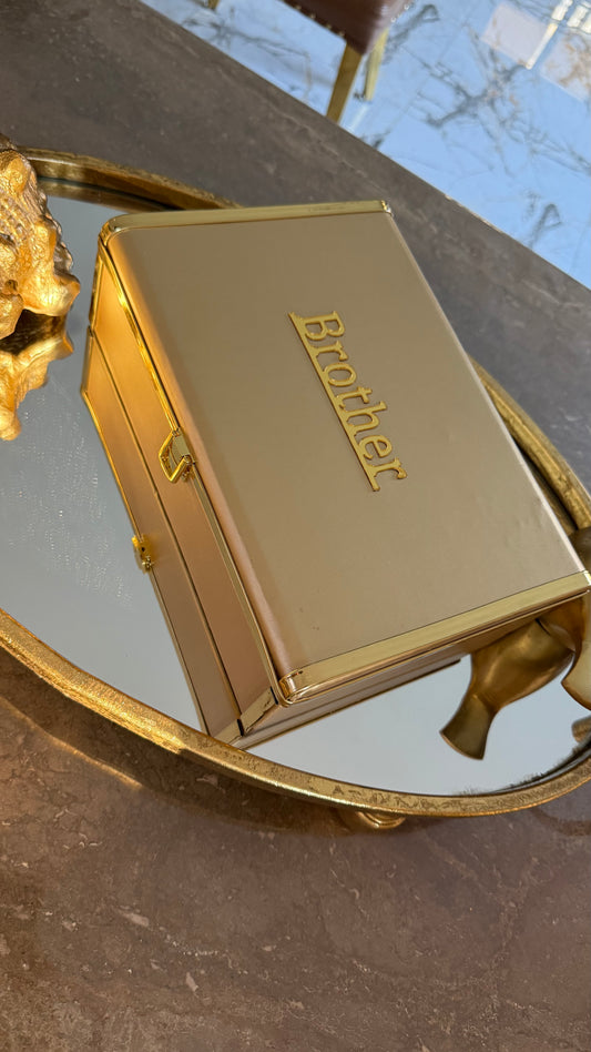 Luxury Rakhi hamper with designer Rakhi and chocolates