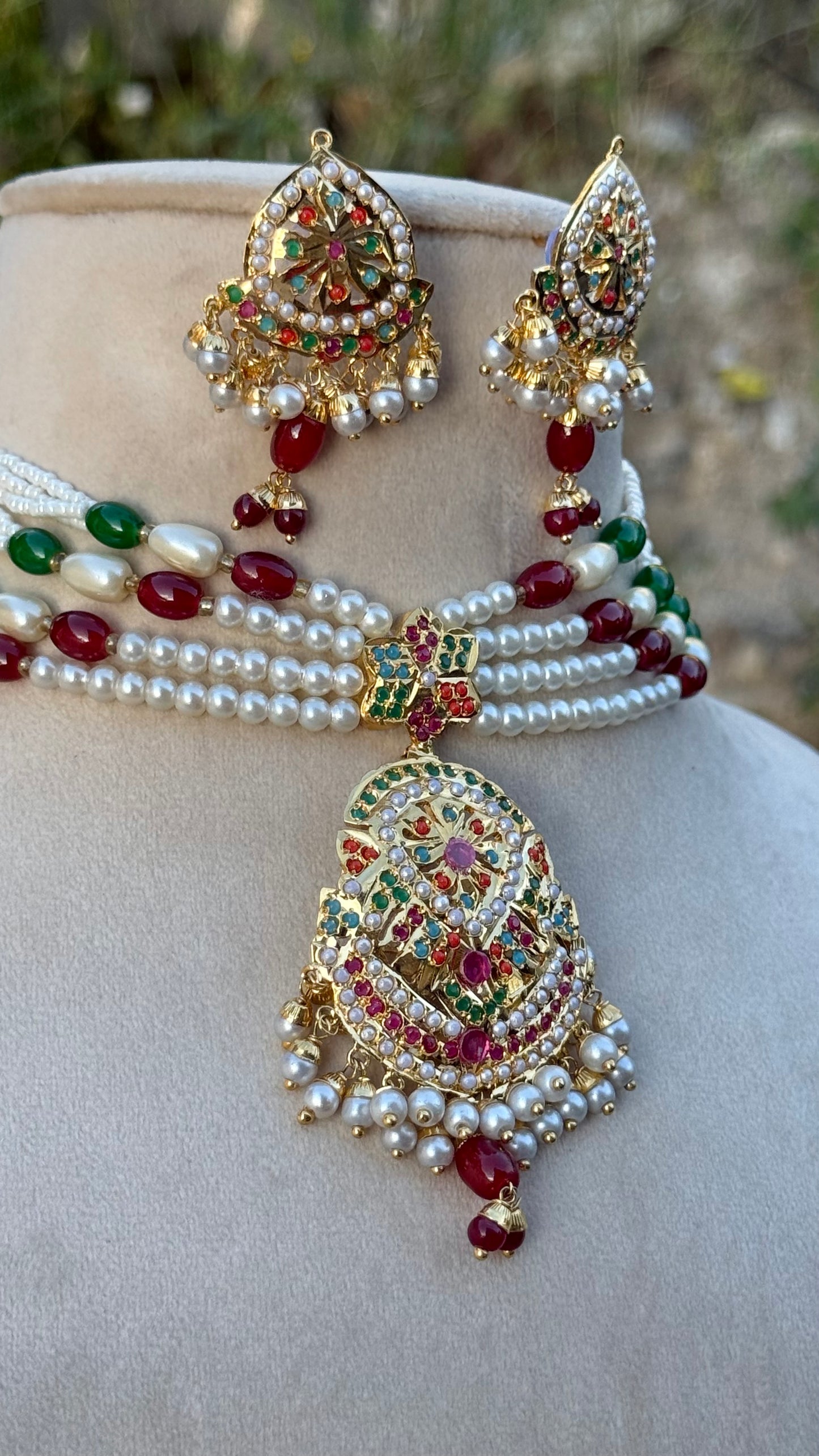 Real Jadau gold-plated necklace 