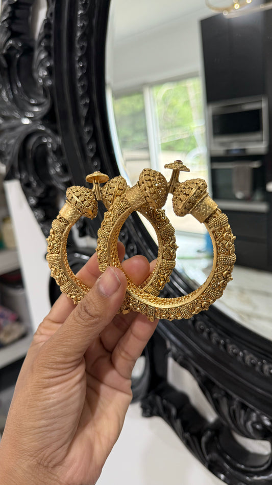 Traditional Gold Plated Kangan Indian Bangle for Weddings and Festivals