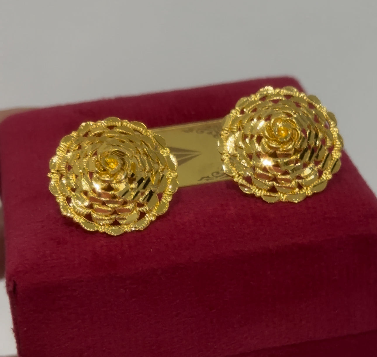 Indian gold look earrings/Affordable gold look studs for women/Gold plated Indian stud earrings/Gold look studs/Traditional Indian studs/Gold/ mehar punjab designs plated jewelry/Faux gold studs/Artificial gold studs