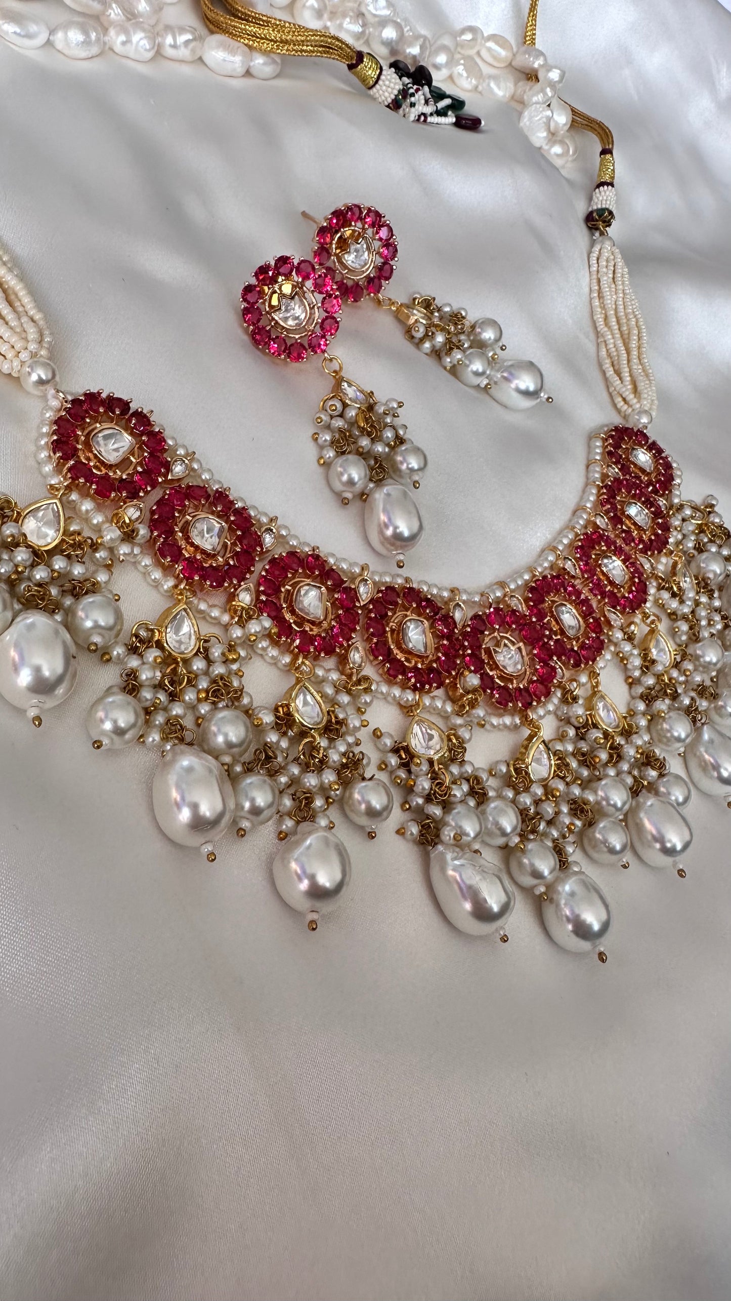 uncut kundan necklace perfect for bride