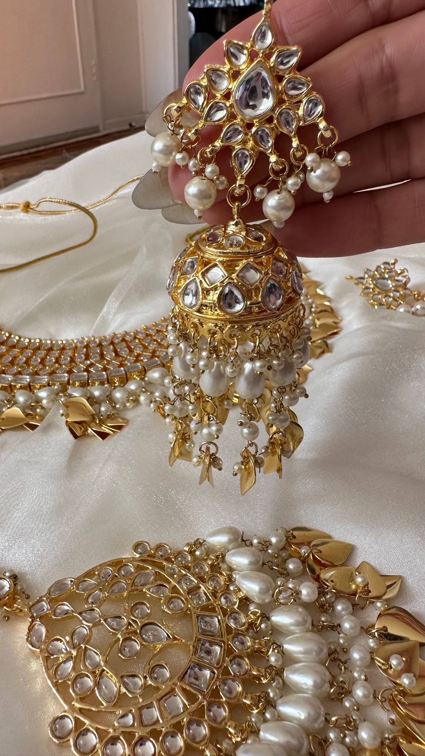 Pippal patti traditional bridal necklace set