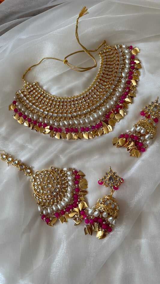 Raani pink Pippal patti traditional bridal necklace set