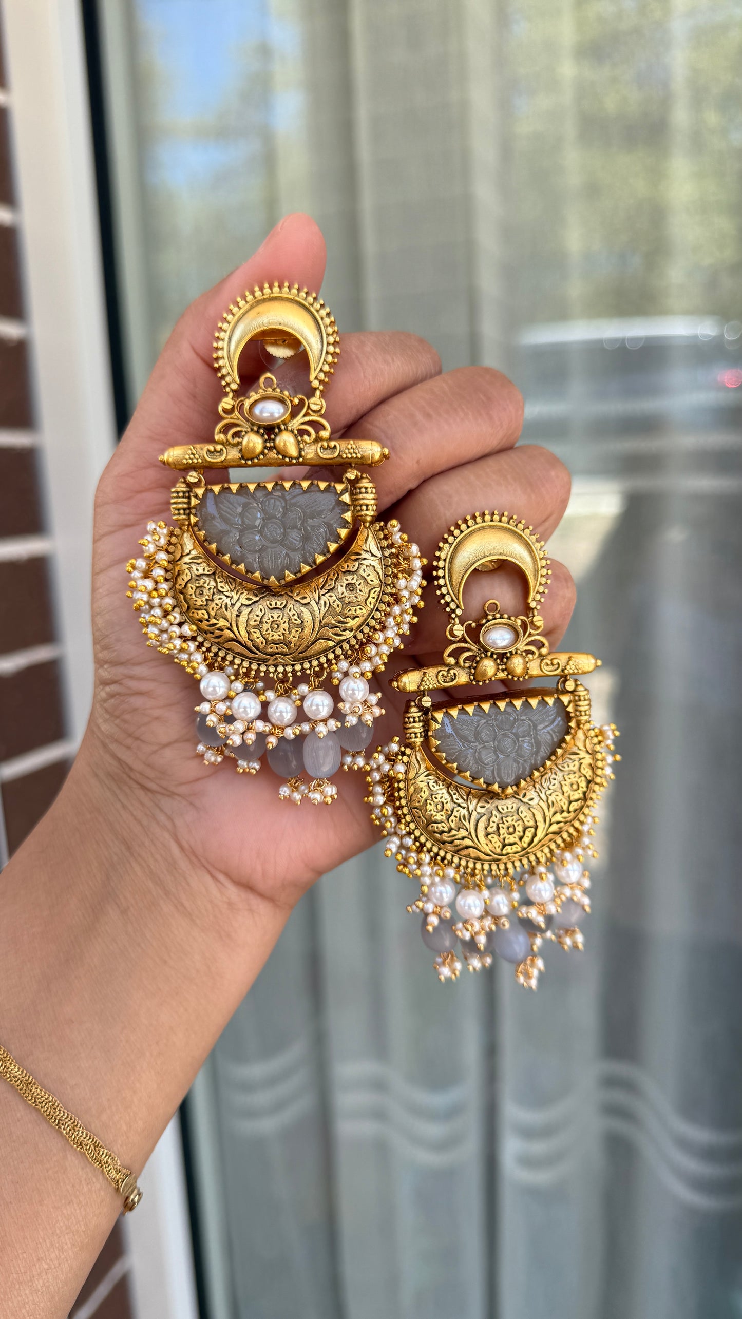 Antique gold-look earrings with intricate traditional design, perfect for weddings and cultural events. Elegant jewellery. Best jewellery in Australia. Imitation Indian jewellery