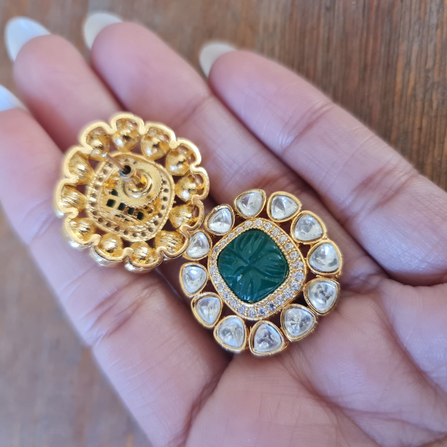 Zainab kundan studs