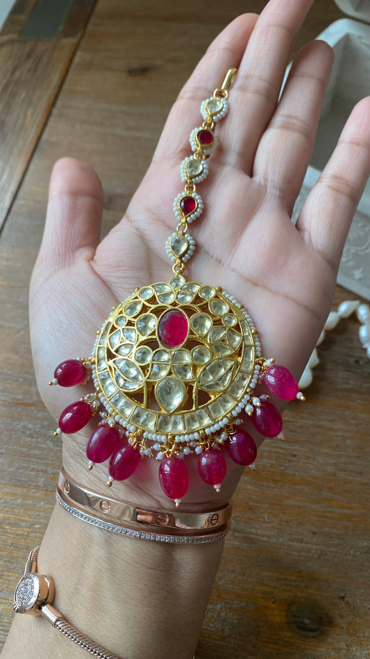 Pachi kundan tikka ruby