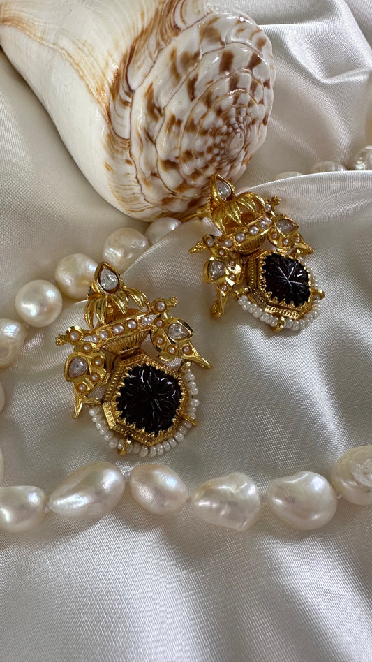 antique look earrings