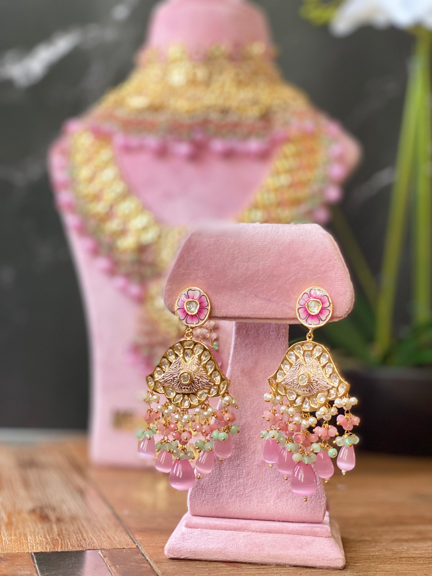 Gulabi bridal choker