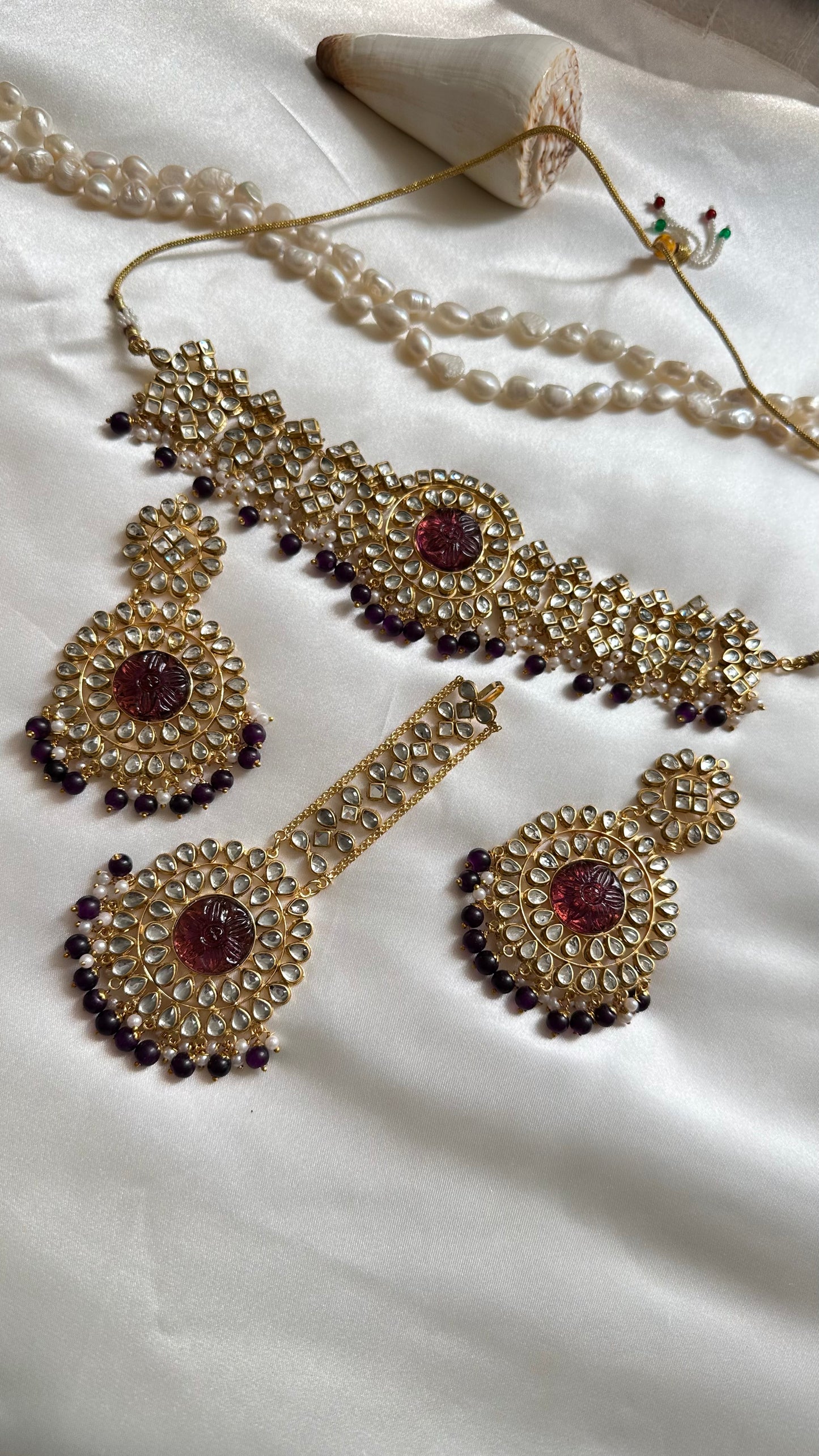 Kundan choker set